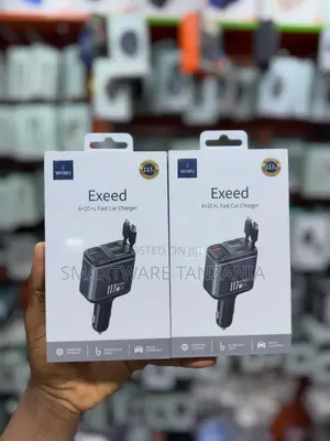 Wiwu Exeed A+2C+L Fast Car Charger, 117W Output, Retractable Cable