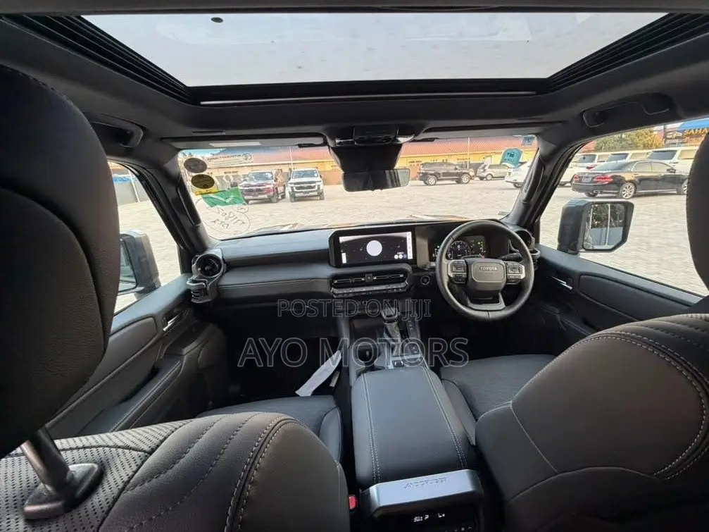 Toyota Land Cruiser Prado 2.7 2025 Black
