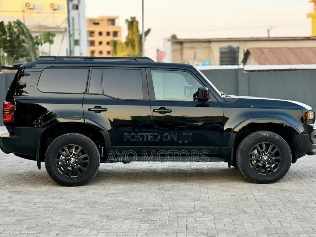 Toyota Land Cruiser Prado 2.7 2025 Black