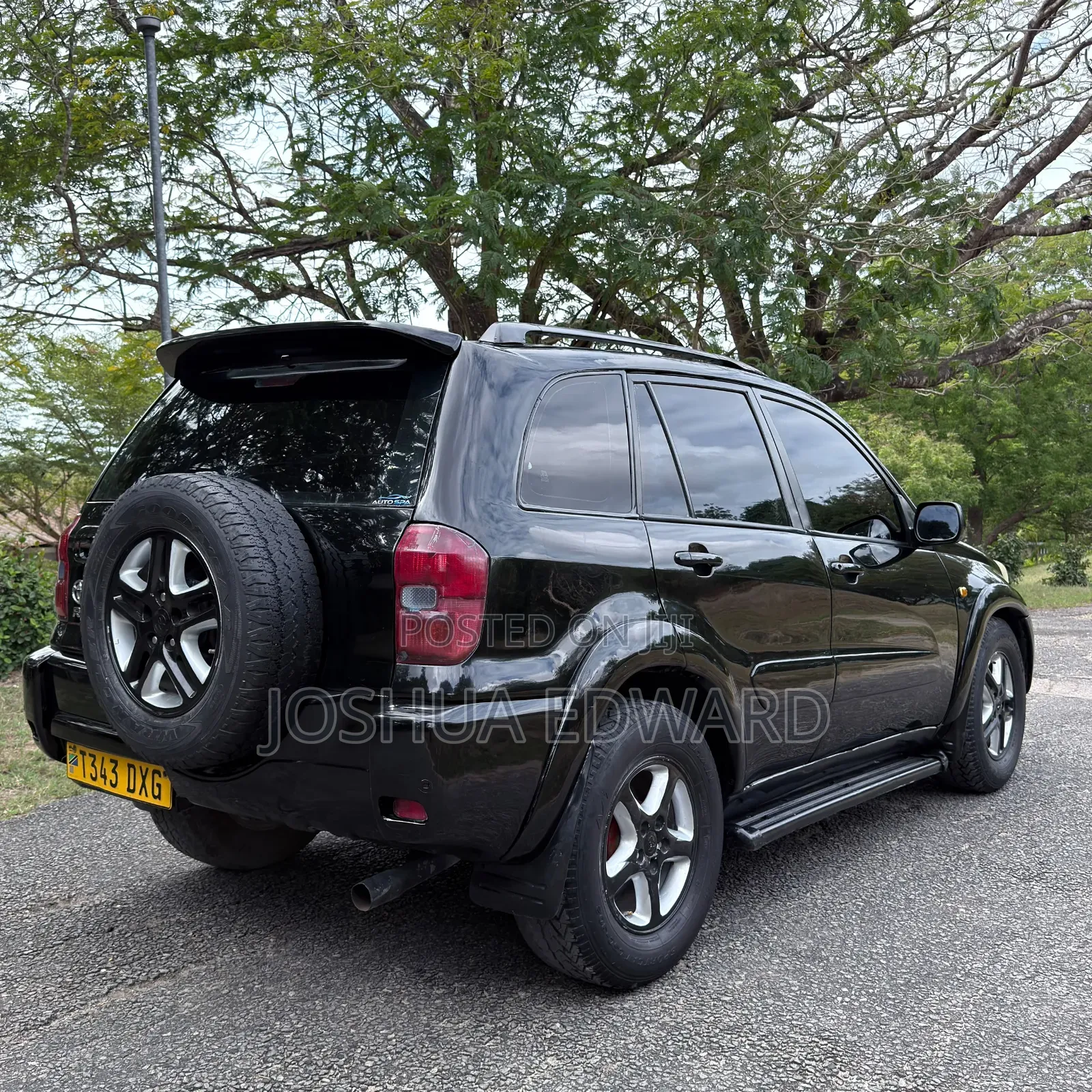 Toyota RAV4 Automatic 2003 Black