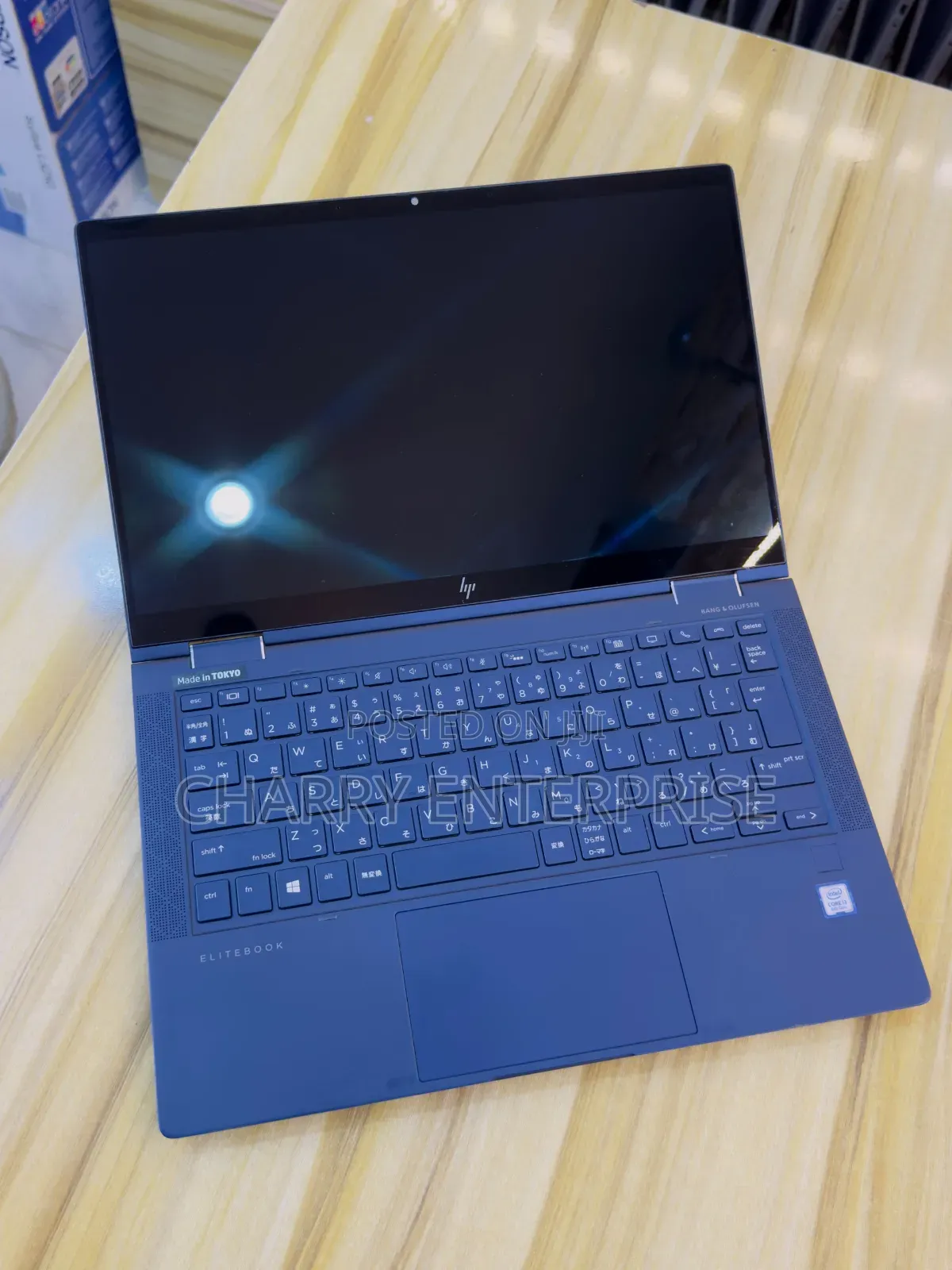 Laptop HP Elite Dragonfly x360 8th Gen 8GB Intel Core i3 SSD 256GB