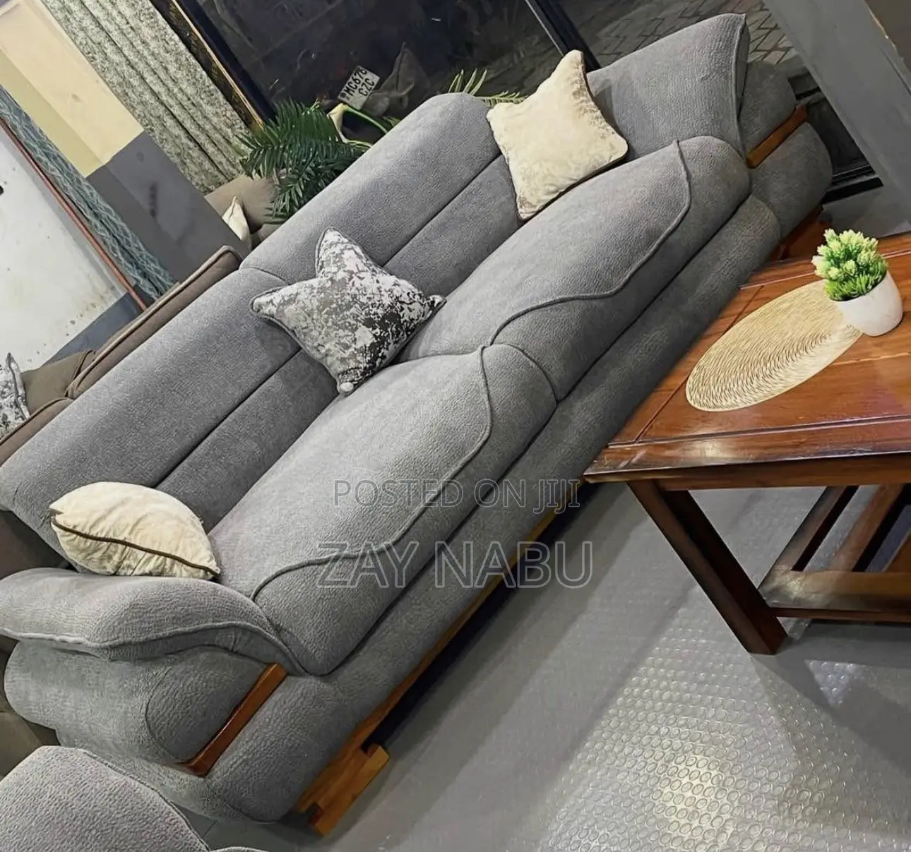 Sofa 3:2 Nzur Sana Zinafaa Kwa Matumizi Ya Nyumbani