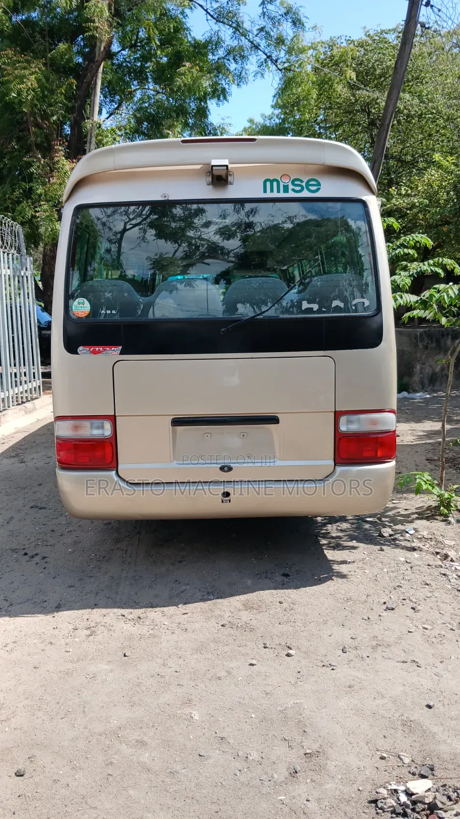 Toyota Coaster 2006 Gold
