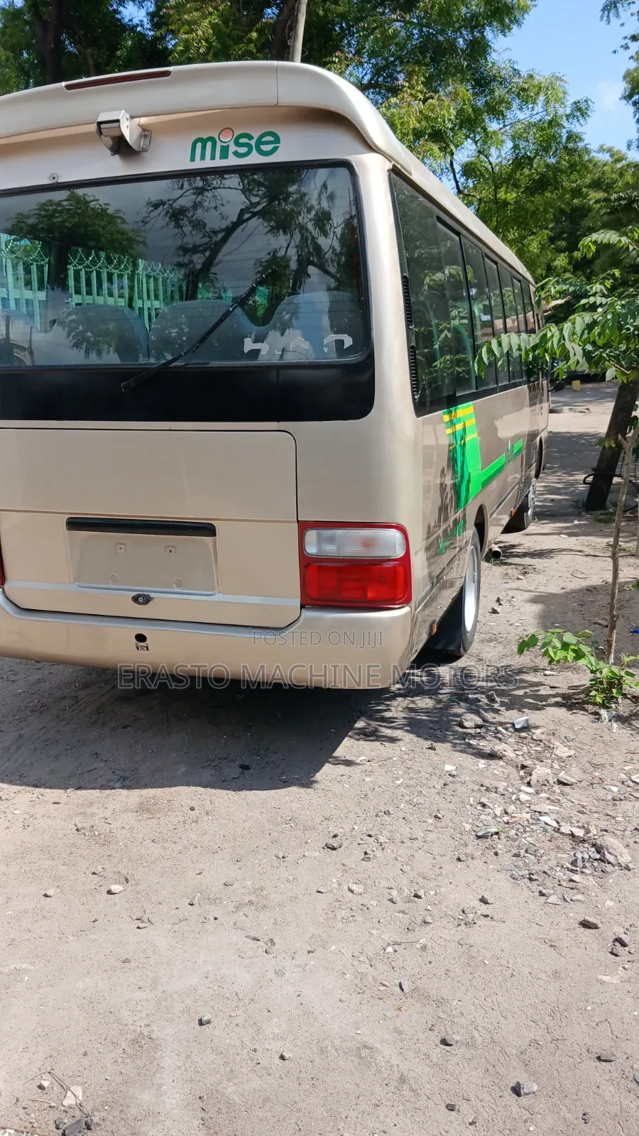 Toyota Coaster 2006 Gold