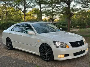 Toyota Crown 2007 White