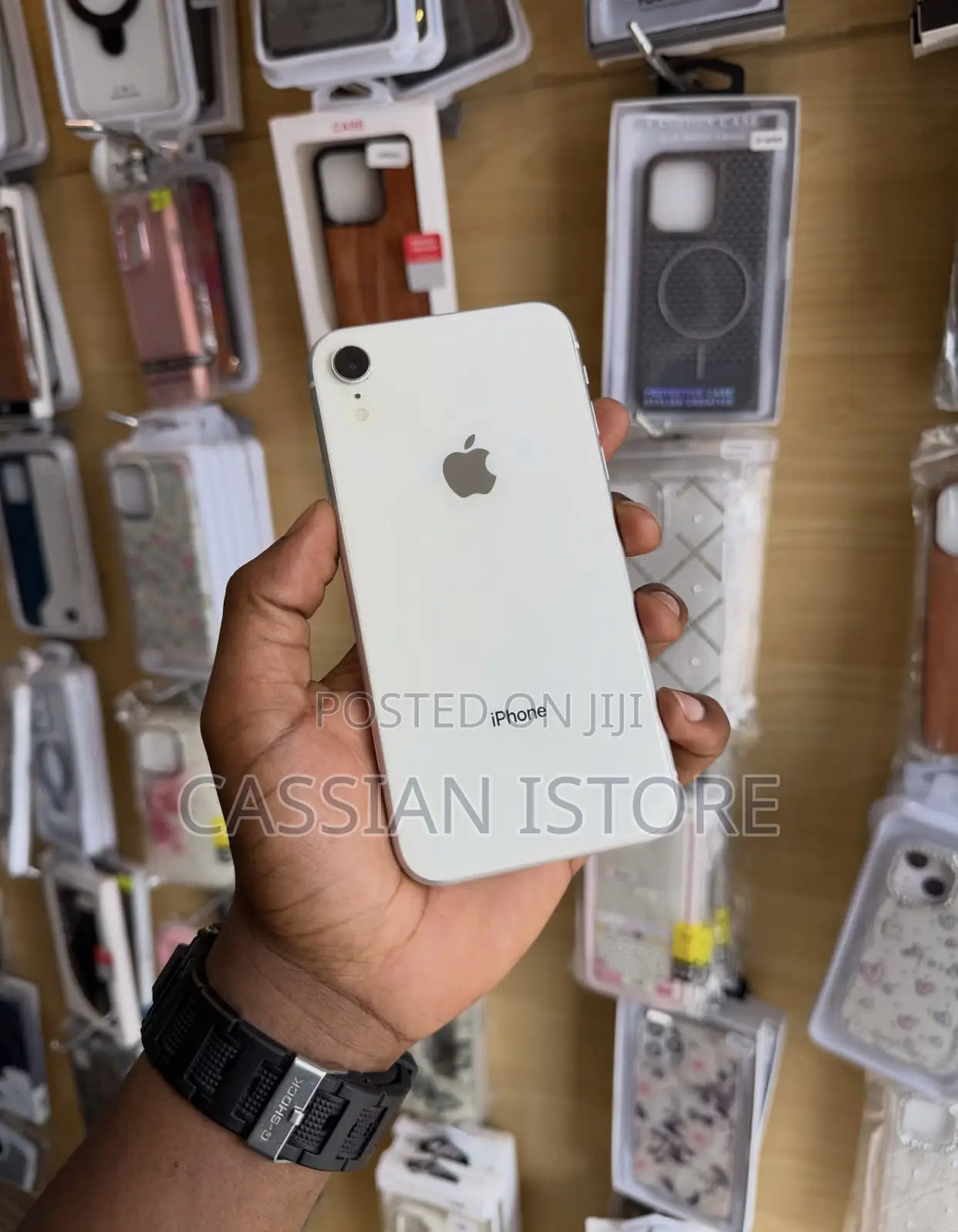 Apple iPhone XR 64 GB White