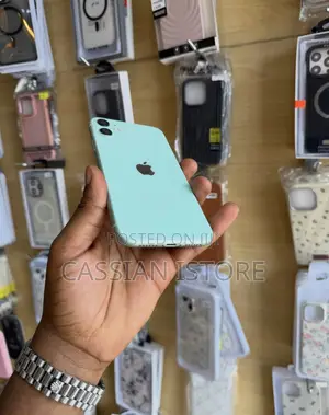 Apple iPhone 11 64 GB Green