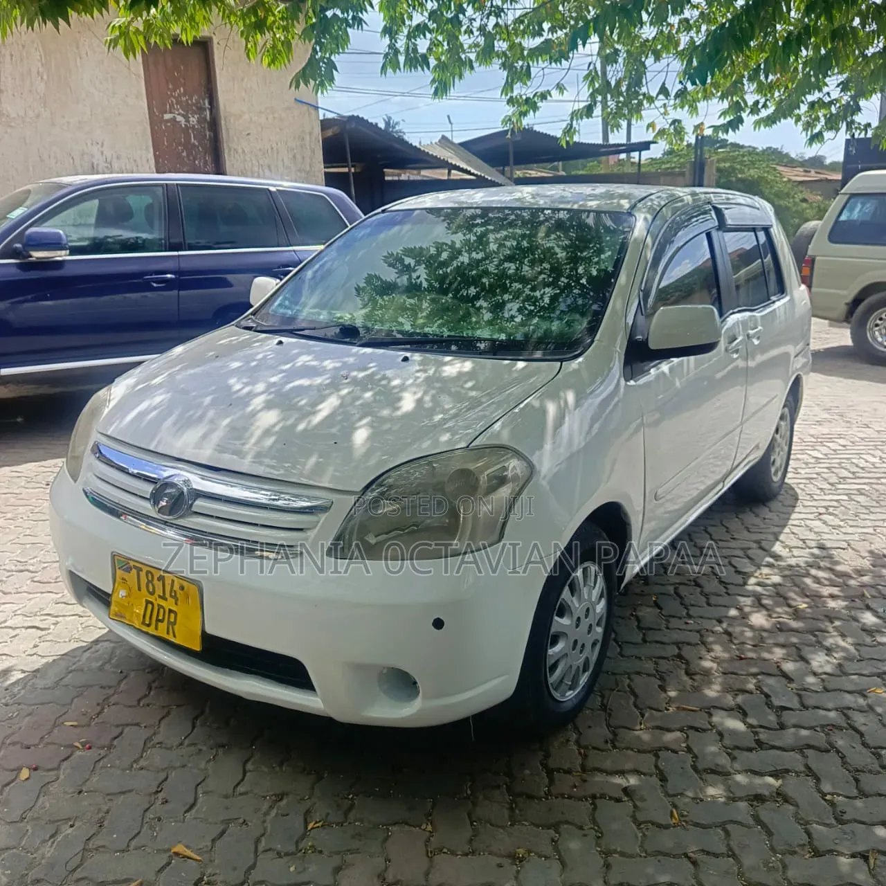 Toyota Raum 2003 White