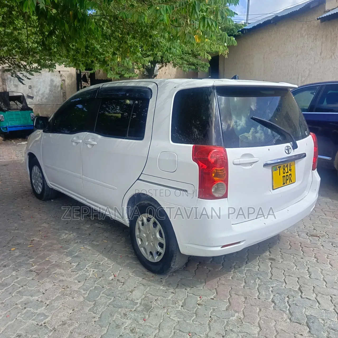 Toyota Raum 2003 White