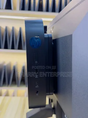 Desktop Computer HP 200 G4 All-in-One 4GB AMD SSD 128GB