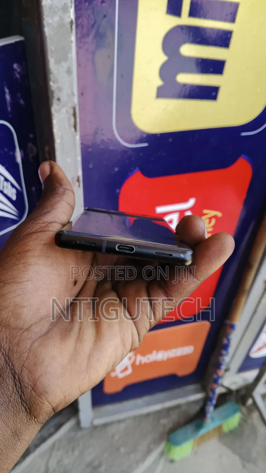 Google Pixel 6a 128 GB Black