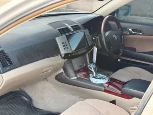 Toyota Mark X 2.5 AWD 2006 Gold