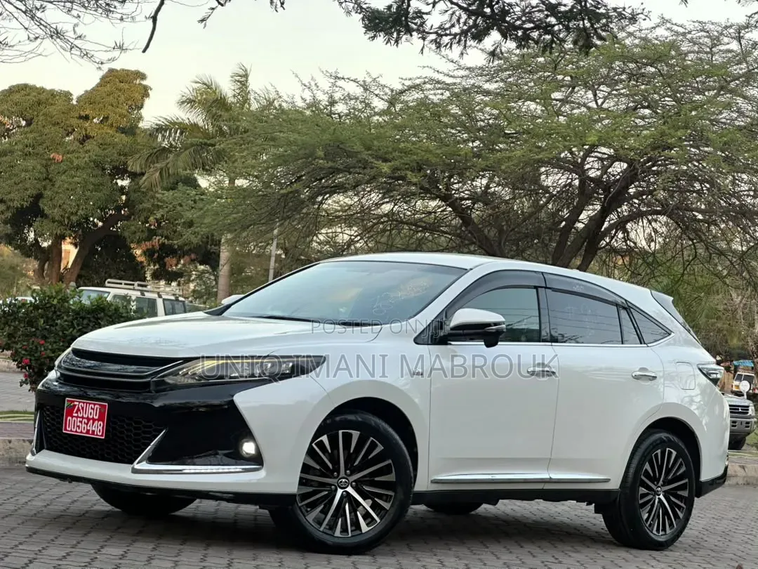 Toyota Harrier 2015 White