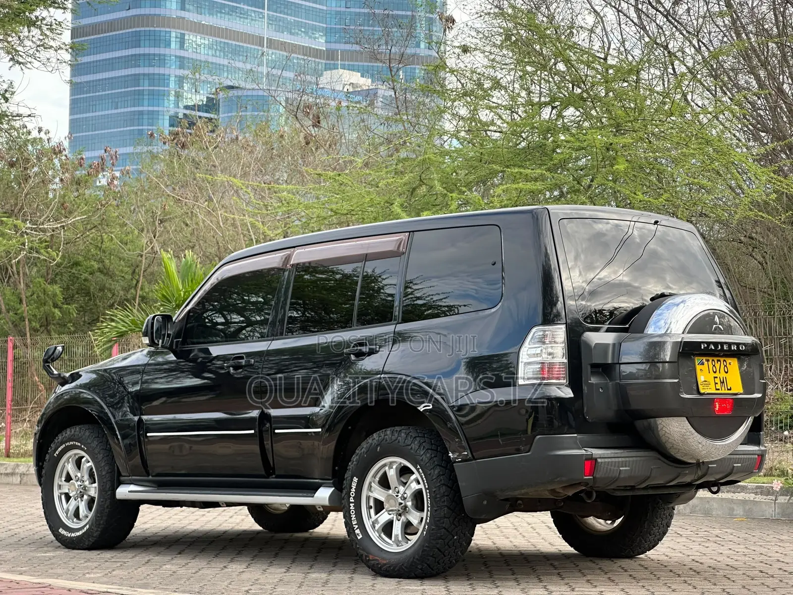 Mitsubishi Pajero 2009 Black