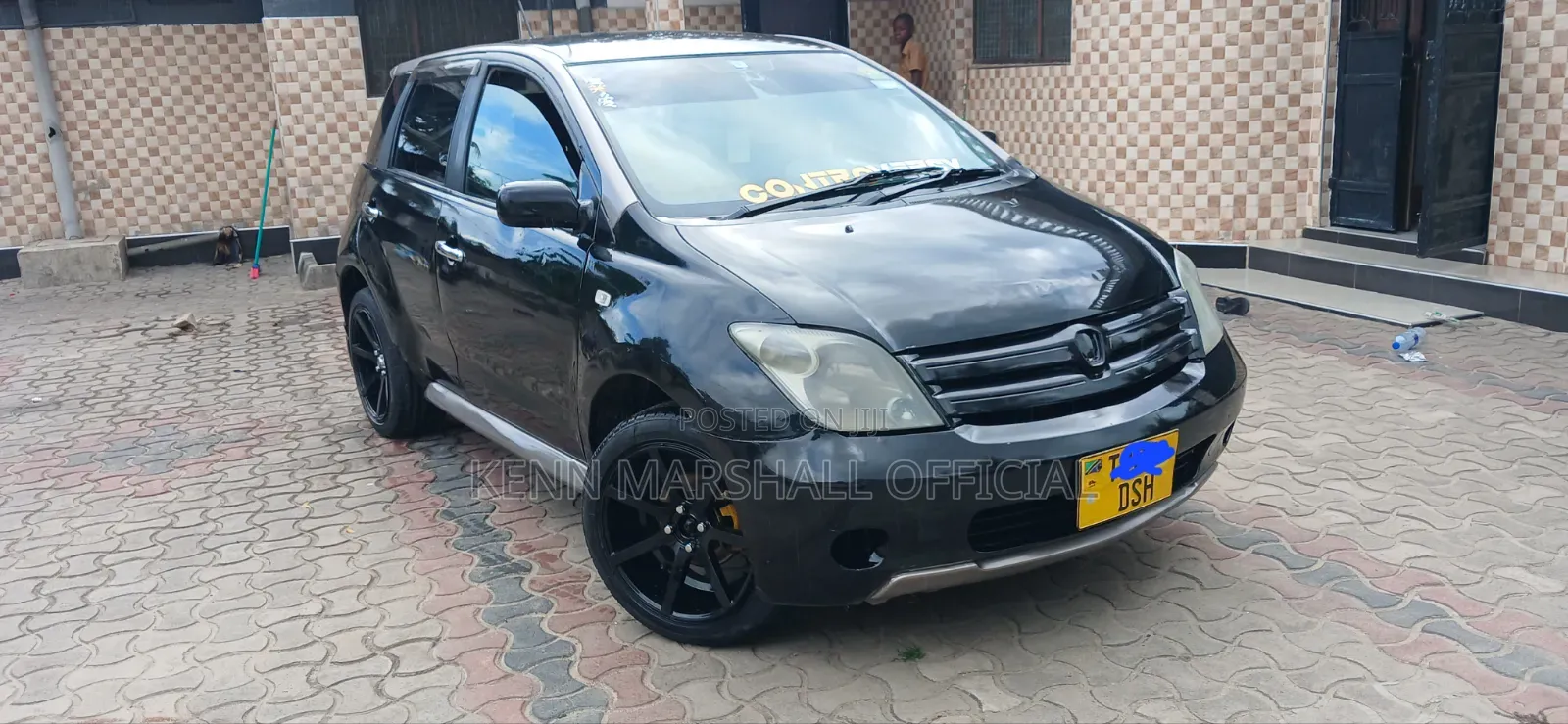 Toyota IST 2003 Black
