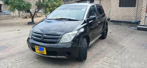 Toyota IST 2003 Black