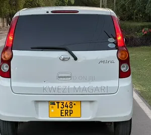 Daihatsu Mira 2012 Pearl