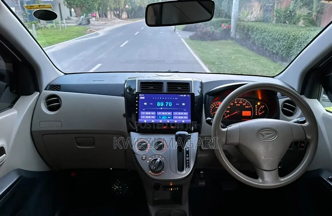 Daihatsu Mira 2012 Pearl
