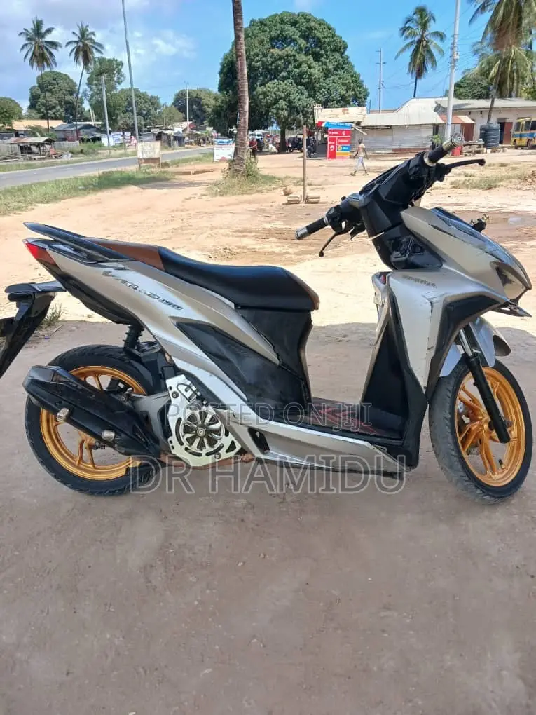 Honda 2017 Gray