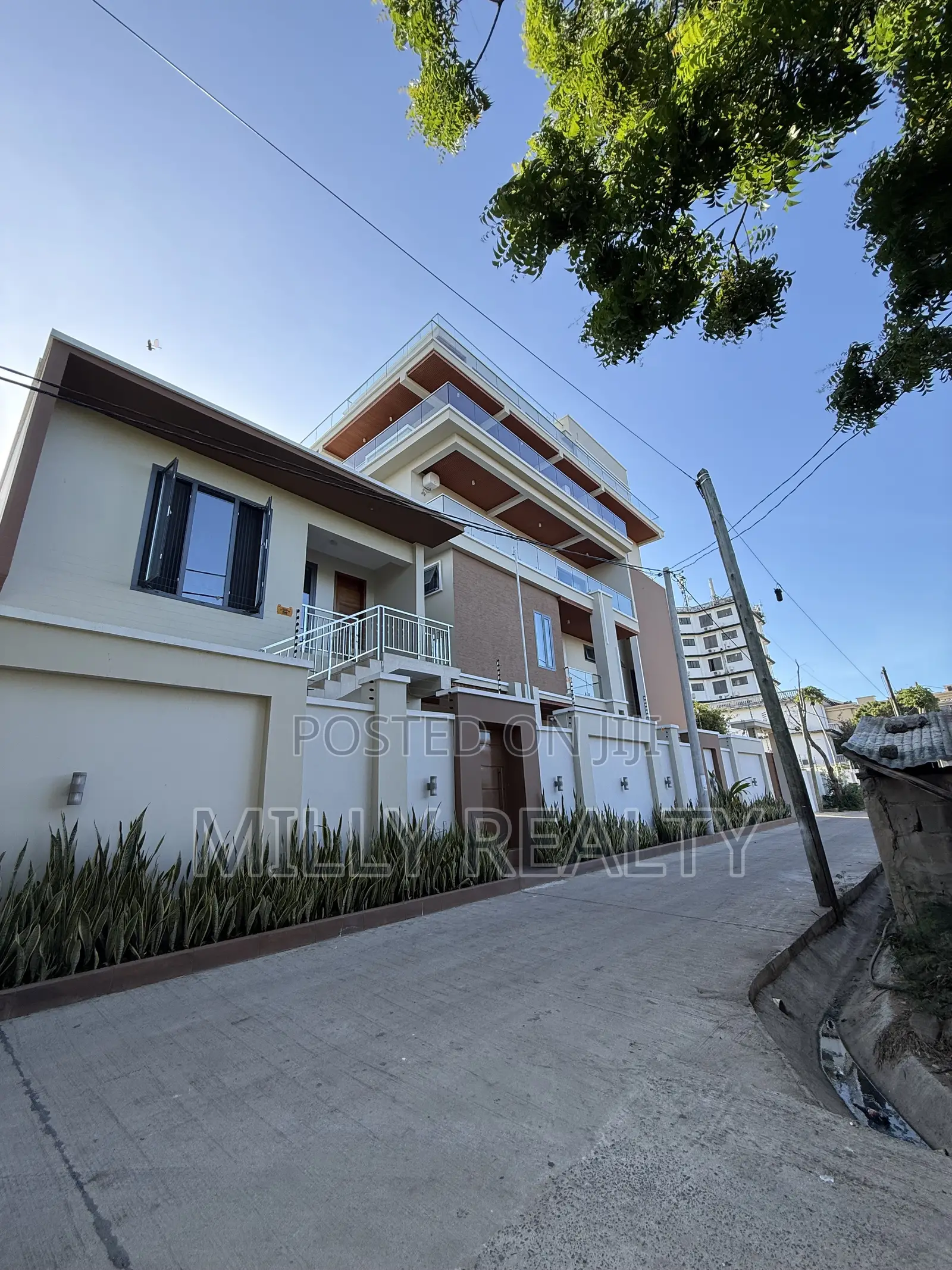 Prime Plot for Sale MASAKI Behind Yatch Club