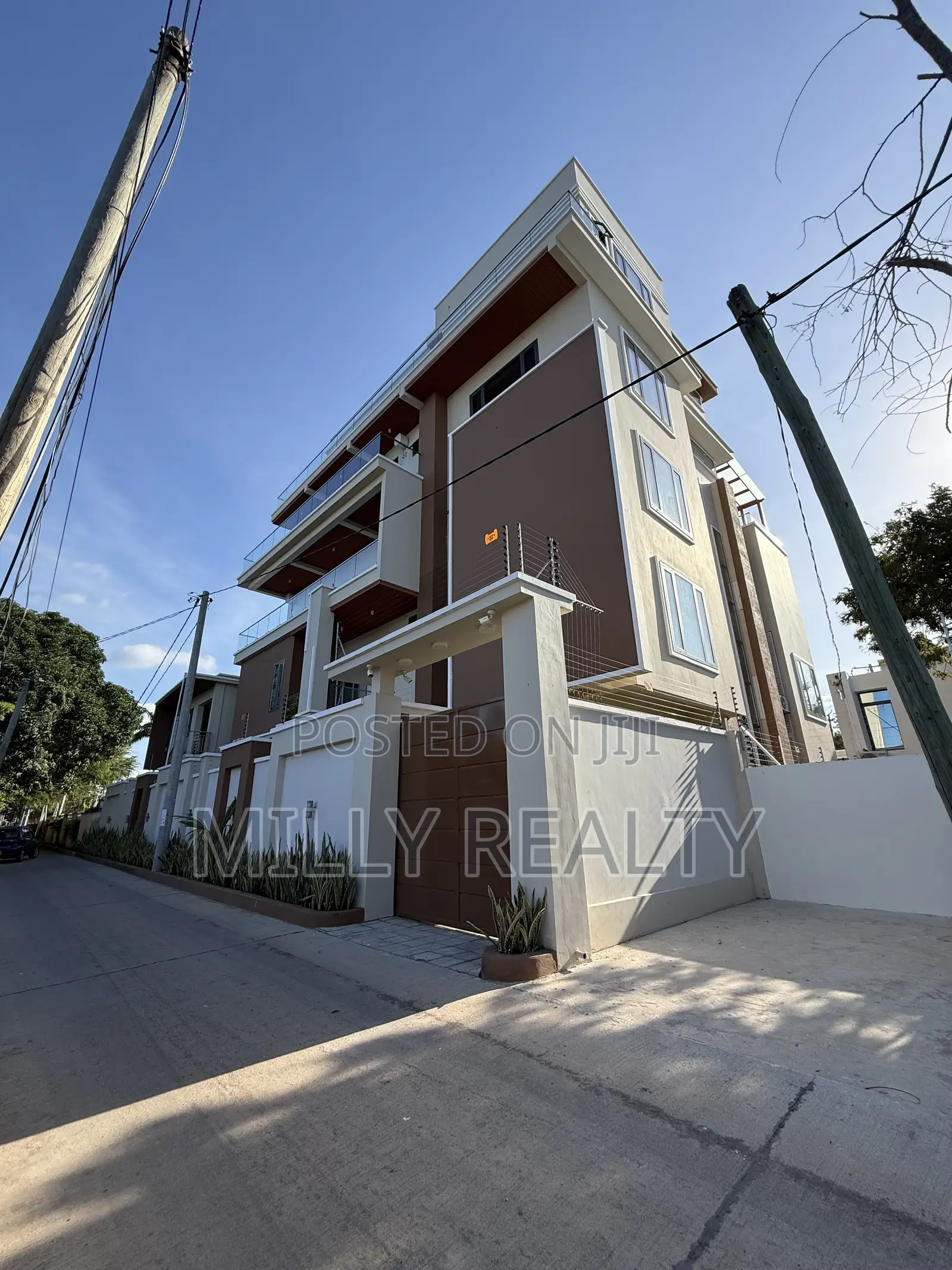 Prime Plot for Sale MASAKI Behind Yatch Club