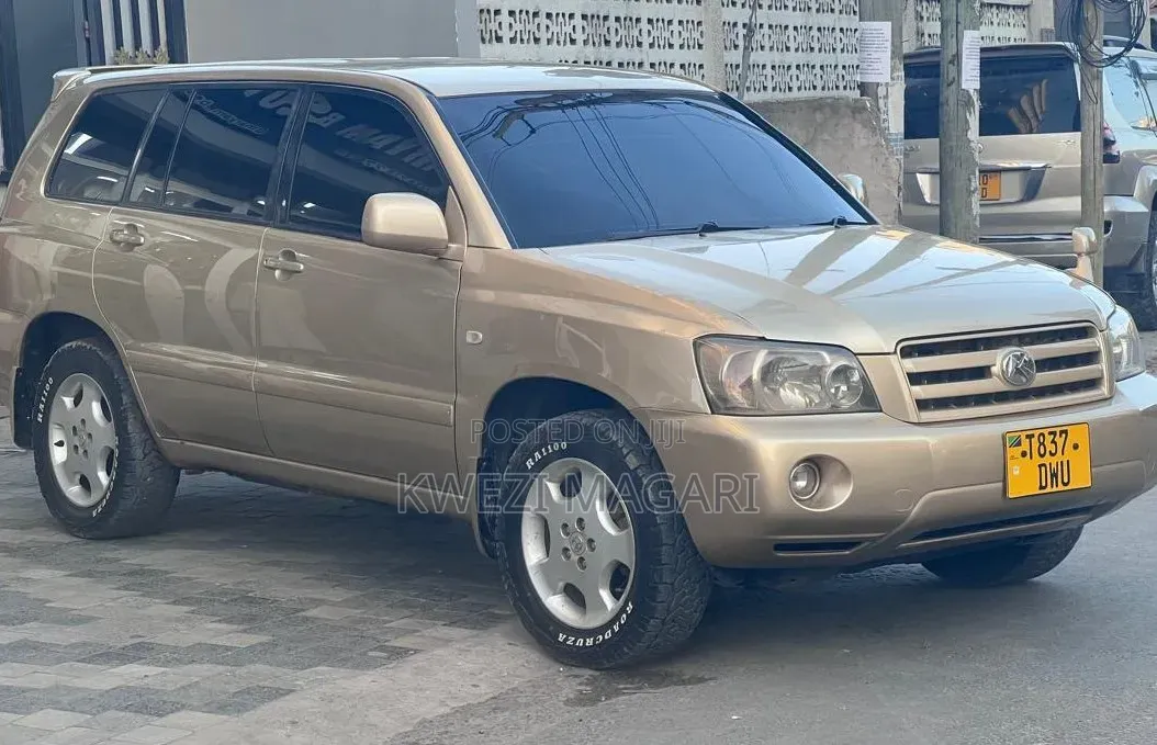 Toyota Kluger 2005 Gold