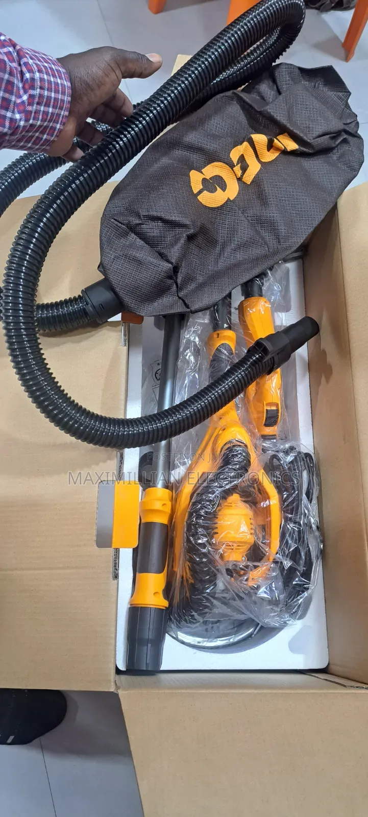 Total Drywall Sander 1050W