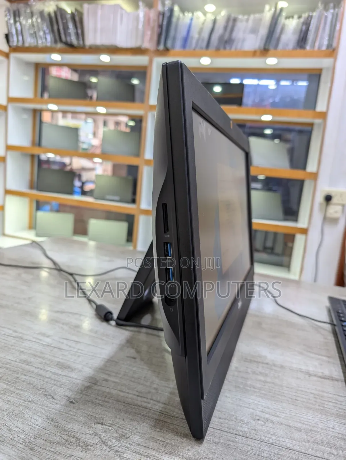 Desktop Computer Dell OptiPlex 3050 4GB Intel Core i3 SSD 128GB