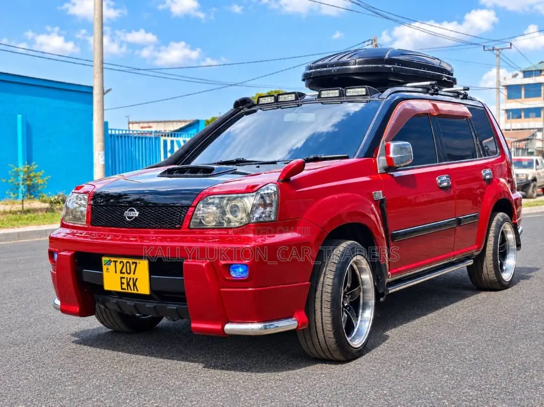Nissan X-Trail 2008 Red