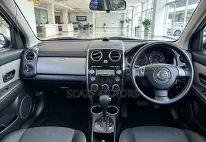 Mazda Verisa 2007 Silver