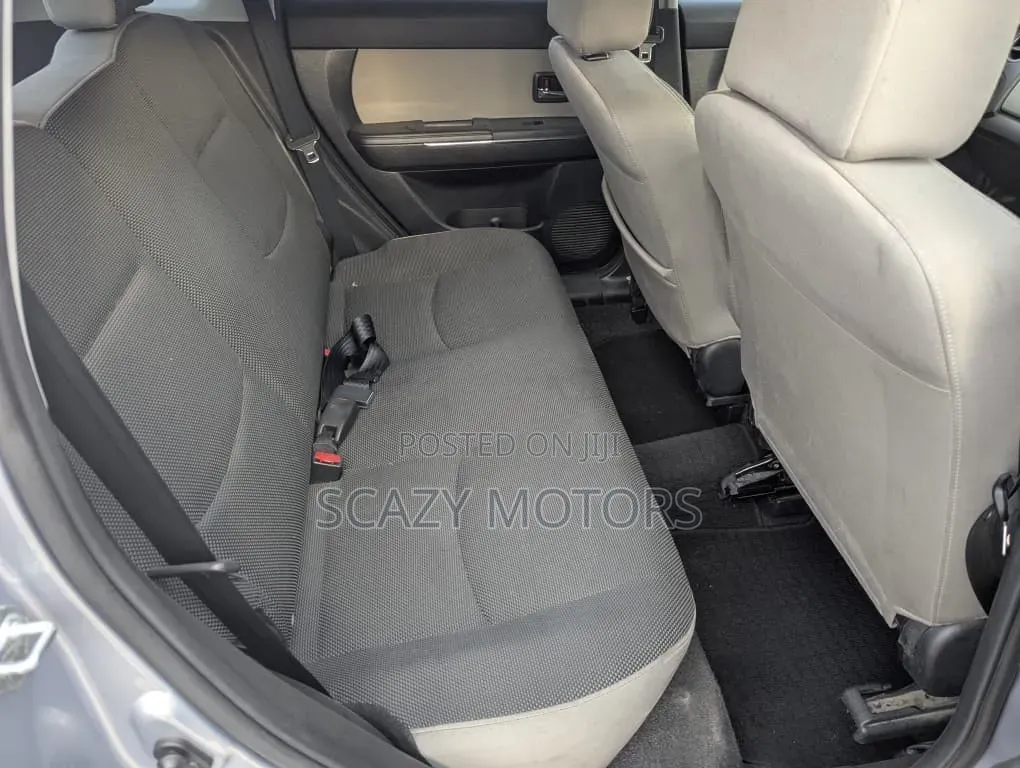 Mazda Verisa 2007 Silver