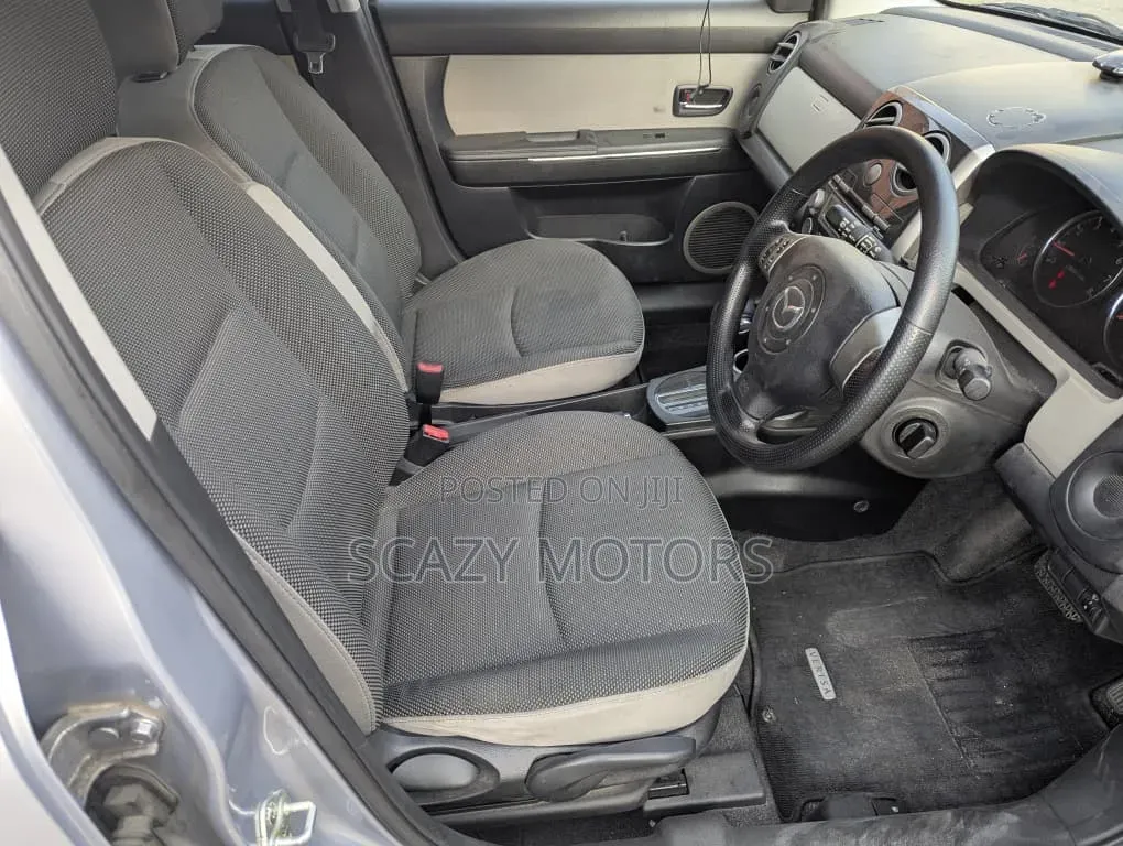 Mazda Verisa 2007 Silver