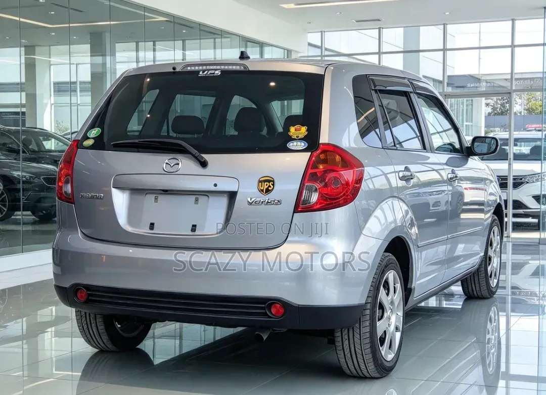 Mazda Verisa 2007 Silver