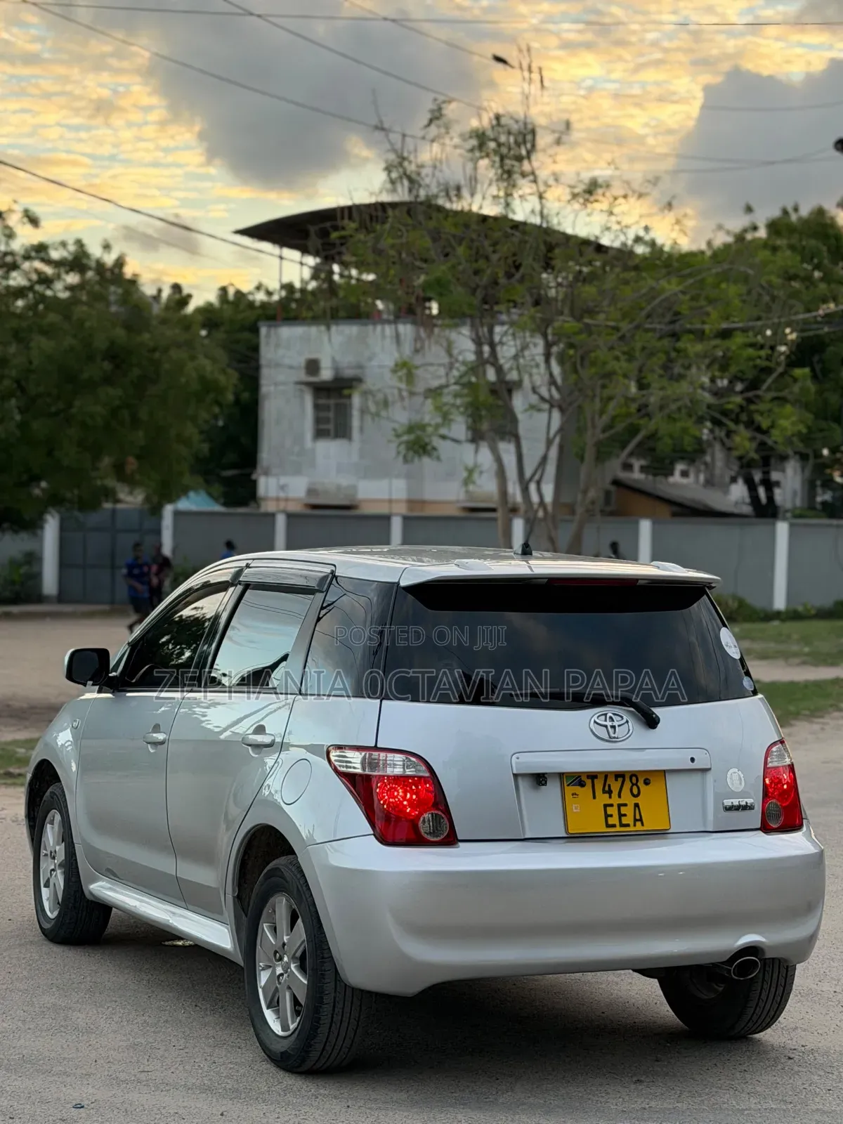 Toyota IST 2006 Silver