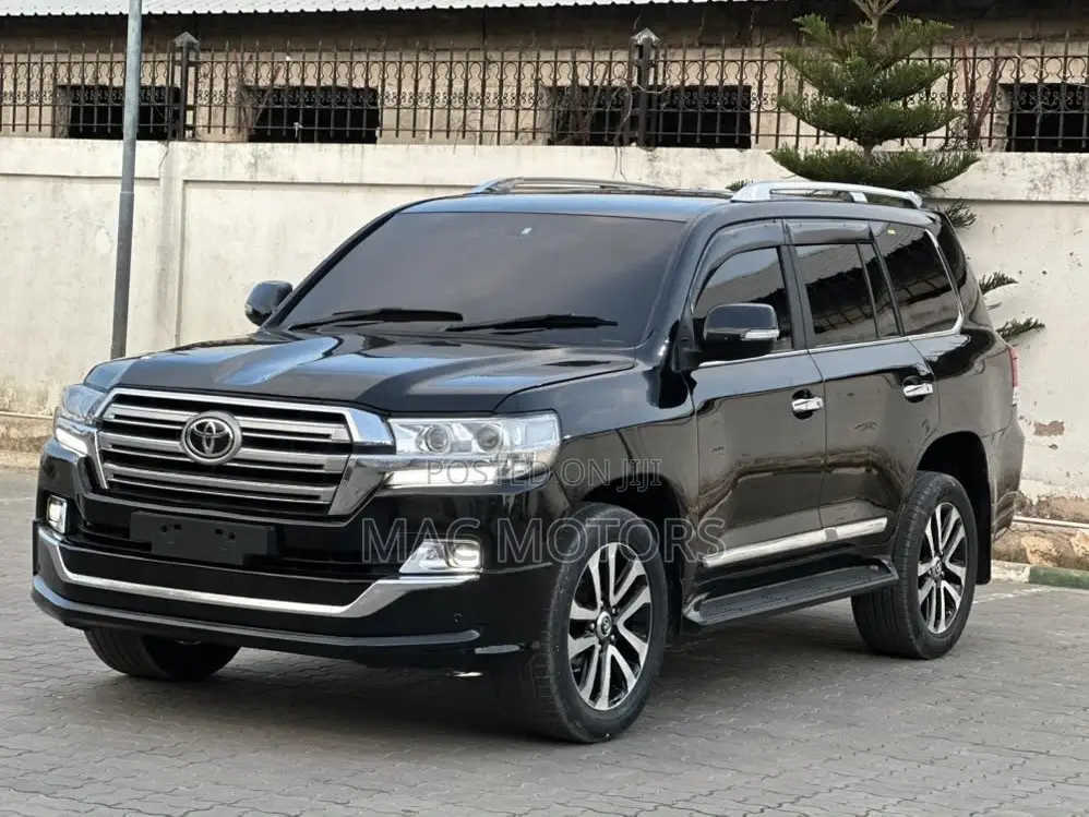 Toyota Land Cruiser 4.5 V8 VXR 2014 Black