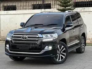 Toyota Land Cruiser 4.5 V8 VXR 2014 Black