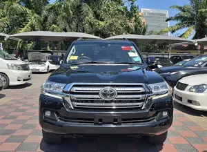 Toyota Land Cruiser 4.5 V8 VXR 2020 Black