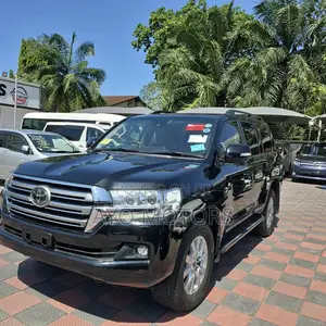Toyota Land Cruiser 4.5 V8 VXR 2020 Black