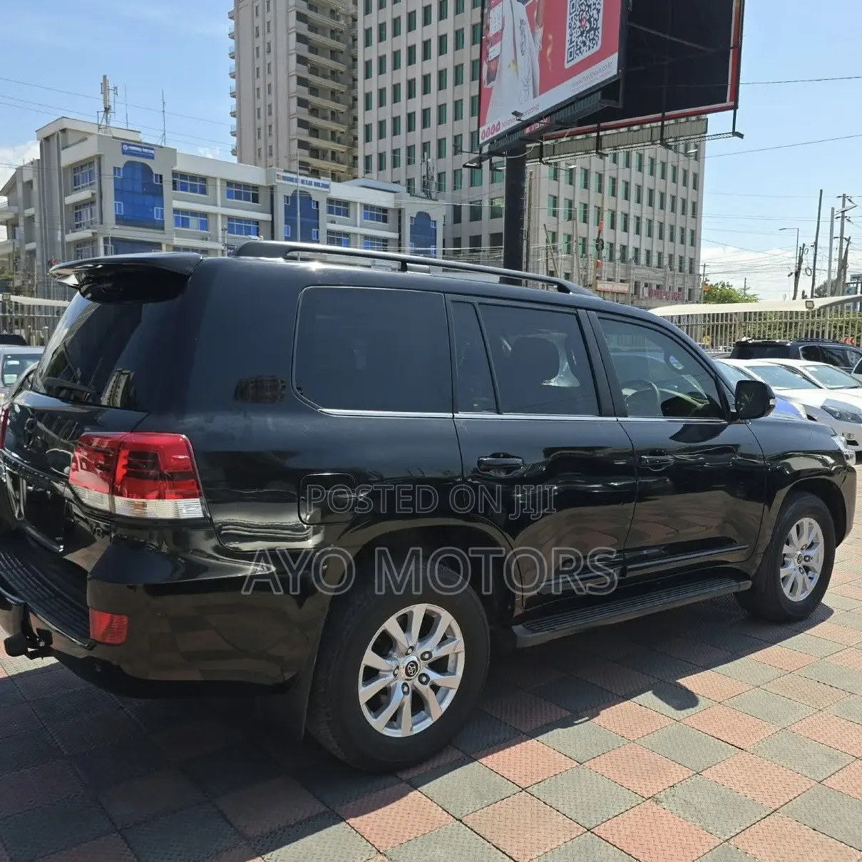 Toyota Land Cruiser 4.5 V8 VXR 2020 Black