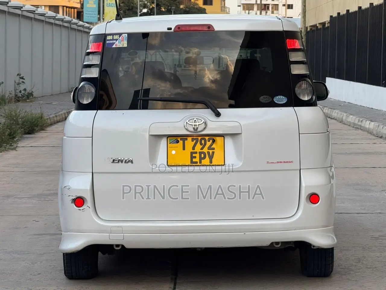 Toyota Sienta 2008 White