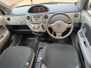 Toyota Sienta 2008 White