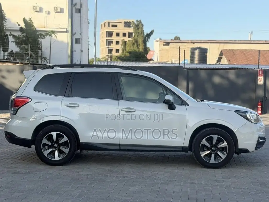 Subaru Forester 2016 White