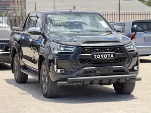 Toyota Hilux 2021 Black