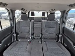 Toyota Land Cruiser LC300 2024 White
