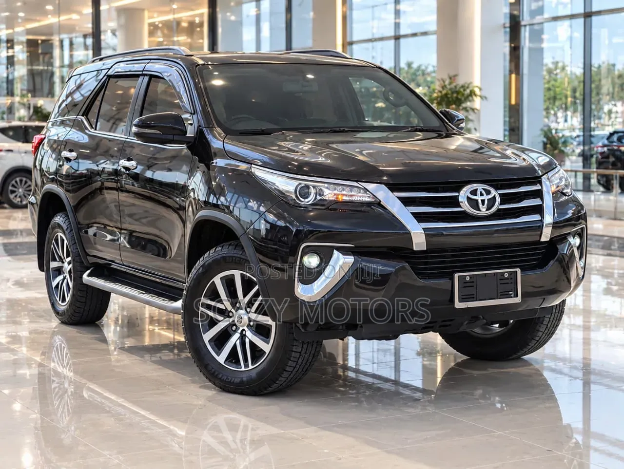 Toyota Fortuner 2019 Black