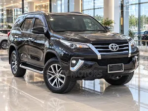 Toyota Fortuner 2019 Black