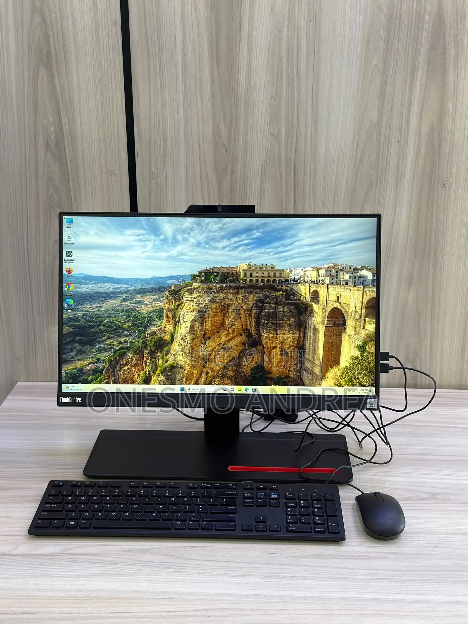 Desktop Computer Lenovo ThinkCentre M700 8GB Intel Core i5 SSD 256GB