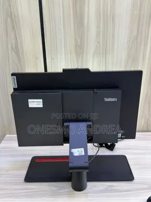 Desktop Computer Lenovo ThinkCentre M700 8GB Intel Core i5 SSD 256GB
