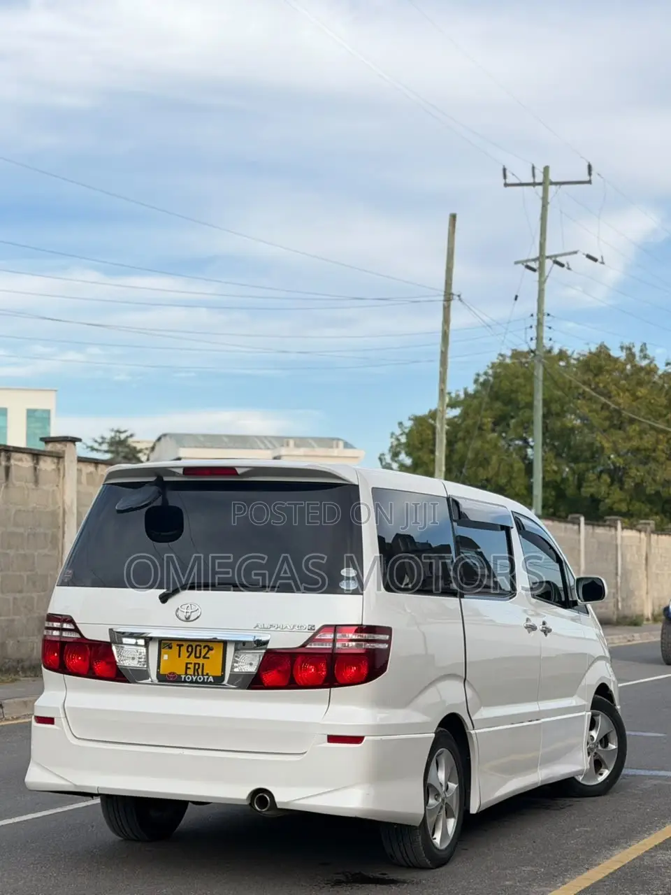 Toyota Alphard 2.4 Petrol FWD 2005 Pearl