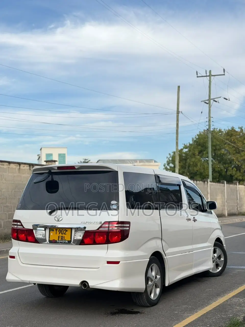 Toyota Alphard 2.4 Petrol FWD 2005 Pearl